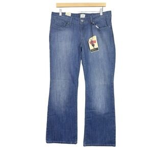 Levis Bootcut Jeans Womens 16W Short Stretch Denim‎ NWT Plus Size Blue